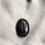 handcarved intaglio,ancient gems replica,onyx stone.
size 25 * 18mm