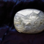 Judaica.Handcarved cameo ,,Tomb of Rachel,
mother of pearl
size 52 * 39mm